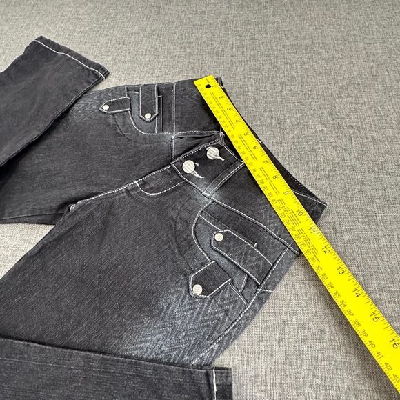 Posesion Butt Lifting Capri Jeans Colombian USA Size 1 Black MSRP $55 - Picture 7 of 16
